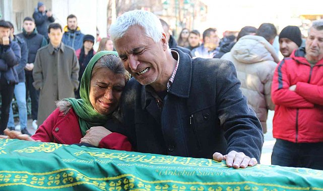 Cinayete kurban giden genç, gözyaşlarıyla son yolculuğuna uğurlandı