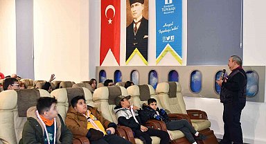 Çocuklar izciliği ve iklimi öğreniyor