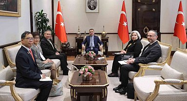 Cumhurbaşkanı Yardımcısı Oktay, Tayland Başbakan Yardımcısı ve Dış İşleri Bakanı Don Pramudwinai'yi kabul etti