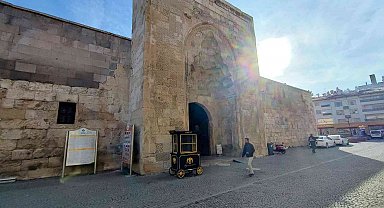 Dünya'nın en eski hastanelerinden biri, 8 asırdır ayakta