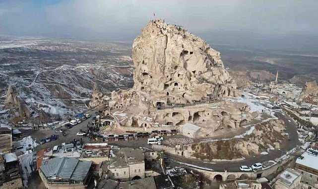 Dünyanın en büyük doğal gökdelenini 2022 yılında 300 bin kişi ziyaret etti