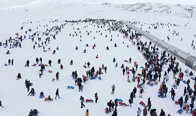 Erciyes'e sömestirde turist akını