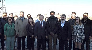 ERÜ Rektörü Altun, ERÜTAM'ı ziyaret etti