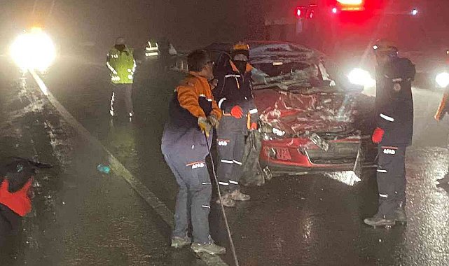 Eskişehir-Kütahya karayolunda zincirleme trafik kazaları: 4'ü ağır 17 yaralı
