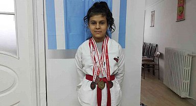 Eskişehir'de yaşayan Iraklı Türk kızın taekwondo başarısı