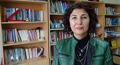 Evli ve nişanlılar internette daha az vakit geçiriyor