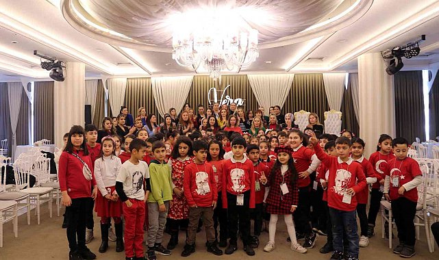 Evrensel Değerler Çocuk Müzesi'nde yeni yıl eğlencesi