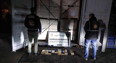 Gümrük muhafaza ekipleri İzmir'de 26 kilogram kokain ele geçirdi