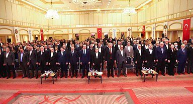 Hak-İŞ Genel Başkanı Arslan: "Darbecilerle omuz omuza yürüyenlere karşı milletle beraber yürümenin ağır bedellerini ödedik"