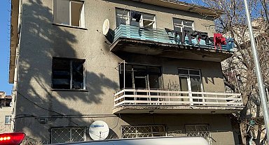 İkamette Çıkan Yangında 1 Kişi Hastaneye Kaldırıldı