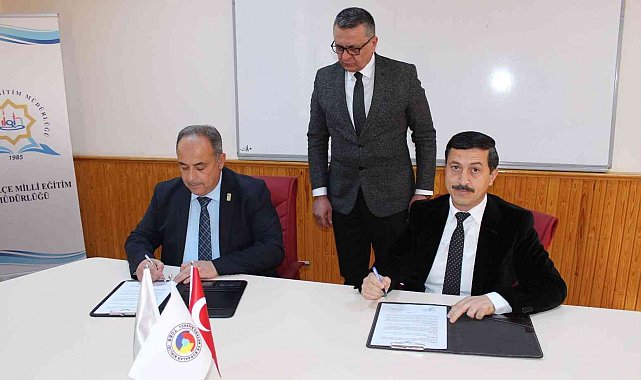 Ilgın Ticaret Borsası'ndan Bilim ve Sanat Merkezi'ne anlamlı destek