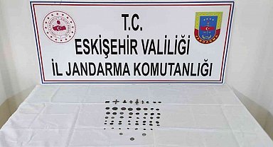 Jandarma 59 adet tarihi eser ele geçirdi