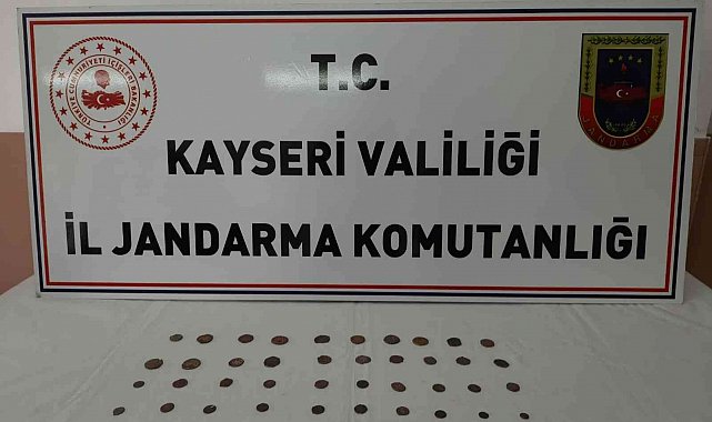 Jandarma ekipleri satışa hazır 40 adet sikke ele geçirdi