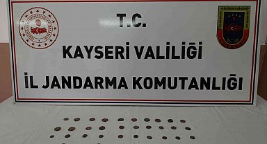 Jandarma ekipleri satışa hazır 40 adet sikke ele geçirdi