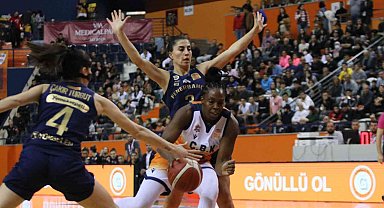 Kadınlar Basketbol Süper Ligi: ÇBK Mersin Yenişehir Belediyesi: 77 - Fenerbahçe: 68
