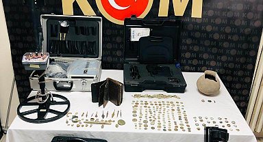 Karaman'da tarihi eser kaçakçılığı: 7 gözaltı