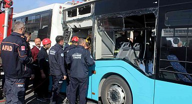 Kayseri'de Halk Otobüsleri çarpıştı, can pazarı yaşandı: 29 Yaralı