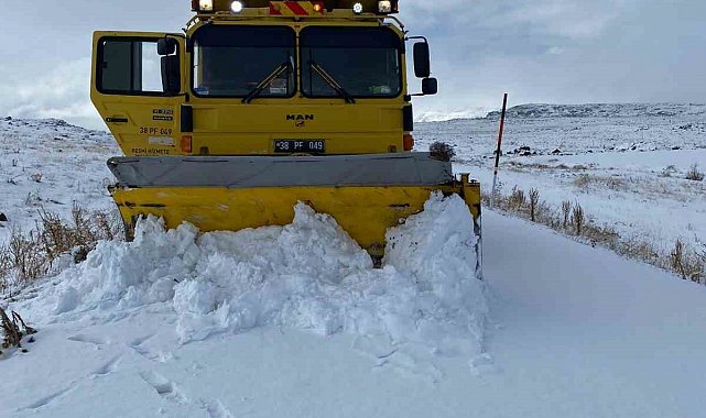 Kayseri'de kapanan 111 mahalle yolu ulaşıma açıldı
