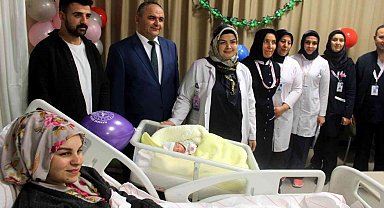 Kayseri'de yılın ilk bebeği 'Yüsra' oldu
