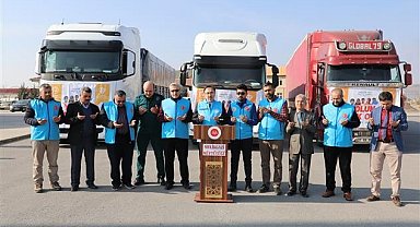 Kayseri'den Suriye'ye yardımlar sürüyor: 7 yılda 737 tır yardım malzemesi gönderildi