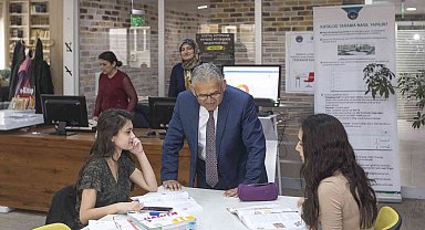 Kayseri'nin kültür hazinesi Büyükşehir Kütüphaneleri'nden 2022'de yaklaşık 2 milyon kişiye hizmet