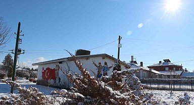 Kırka'ya yılın ilk karı güzelliği ile yağdı
