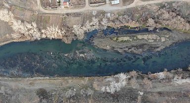 Kuraklık, Türkiye'nin en uzun nehrini etkiledi: Su seviyesi azalan Kızılırmak'ta adacıklar ortaya çıktı