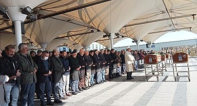 Mamak'taki silahlı saldırıda hayatını kaybedenler son yolculuğuna uğurlandı