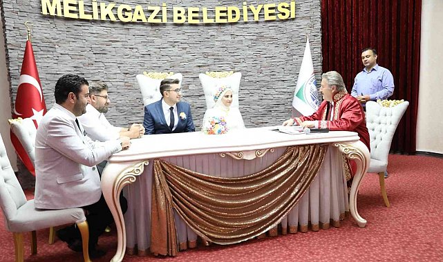 Melikgazi'de 2022 yılında 3 bin 978 çift "evet" dedi