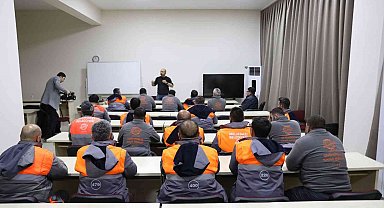 Melikgazi'de belediye-üniversite işbirliği ile personele eğitim veriliyor