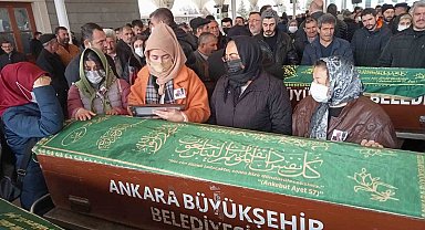 Menderes'in idamını fotoğraflayan İsmail Şenyüz son yolcuğuna uğurlandı