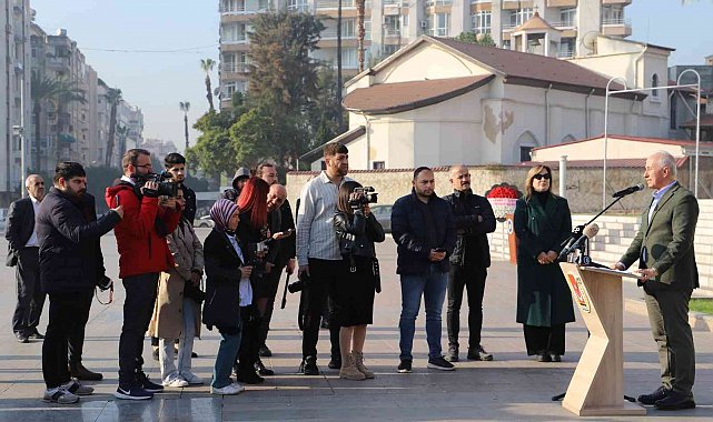 Mersin'de 10 Ocak Çalışan Gazeteciler Günü kutlandı