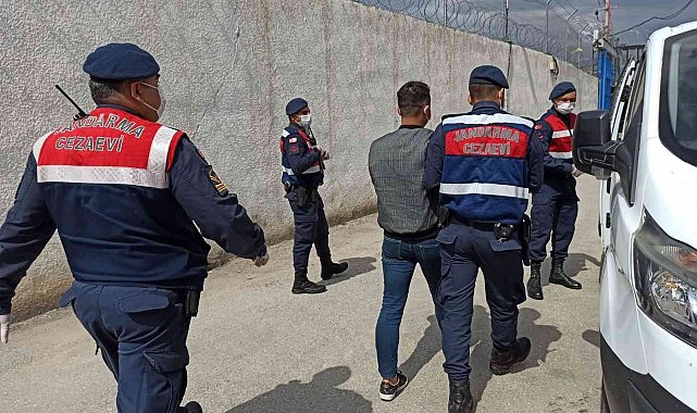 Mersin'de jandarma ekipleri 2022 yılında 2 bin 373 olayı aydınlattı