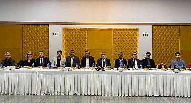 Metiner: "Türk kardeşlerimiz PKK-HDP'ye bakarak Kürtleri bunlardan ibaret zannetmesinler"