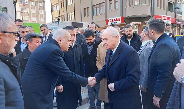 MHP lideri Bahçeli, Kızılcahamam Belediyesi'ne taziye ziyaretinde bulundu