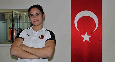 Milli bilek güreşçisi spor otoritelerinden destek bekliyor