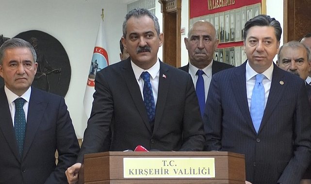 Milli Eğitim Bakanı Özer: "Şuana dek Türkiye'de 2 bin 200 köy yaşam merkezi oluşturduk"