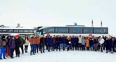 NEVÜ'lü öğrenciler Erciyes Dağı gezisine katıldı