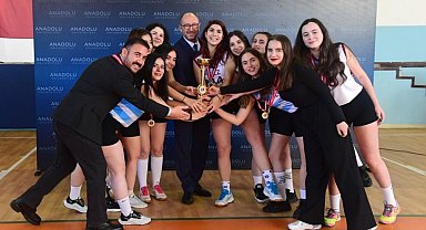 Öğrenci Voleybol Turnuvasında şampiyonlar belli oldu
