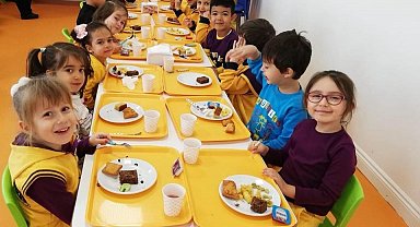 Okul öncesi eğitimdeki okullarda ücretsiz yemek uygulaması başlıyor