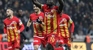 Olivier Kemen üçüncü golünü attı