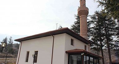 Osmanlı Devleti'nin kurulduğunun dünyaya ilan edildiği camide anma programı