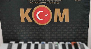 Polis, 28 adet kaçak cep telefonu ele geçirdi