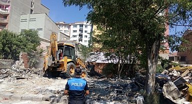 Polis 691 metruk binaya müdahale etti, 76 bin 42 vatandaşı bilgilendirildi