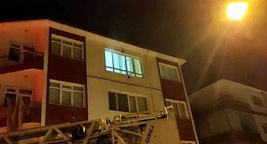 Psikolojik rahatsızlığı olan kişi ailesinin evini ateşe verdi