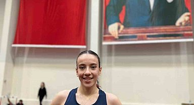 Rekortmen Ayça Fidanoğlu'nun hızına yetişilmiyor
