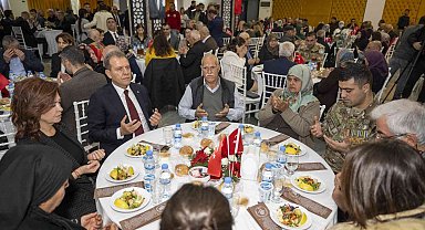 Seçer, şehit aileleri ve gazilerle bir araya geldi
