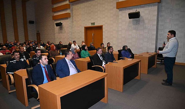 Selçuklu Belediyesinden personele mizaç konulu eğitim