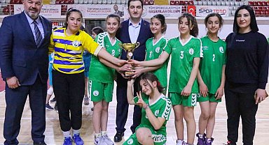 Sivas Belediyespor şampiyon oldu