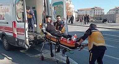 Sivas'ta aynı yerde kaza üstüne kaza, kazaların nedeni ise gereksiz merak